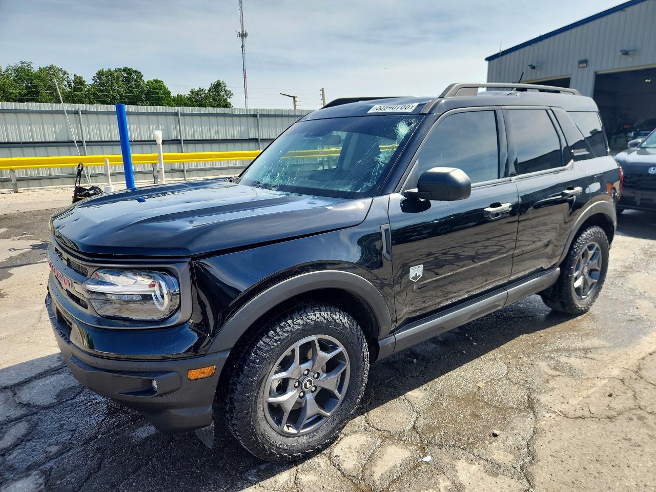 Salvage Ford Bronco Image
