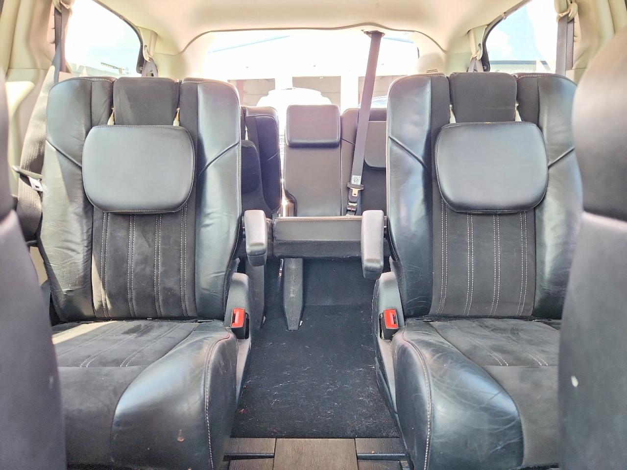 Chrysler Minivan Touring L