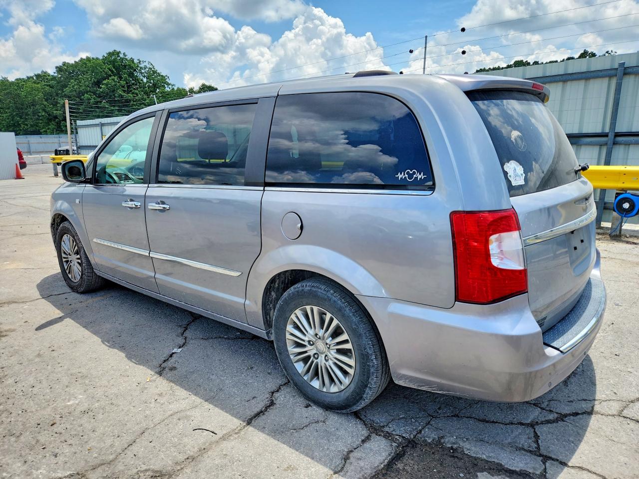 Chrysler Minivan Touring L
