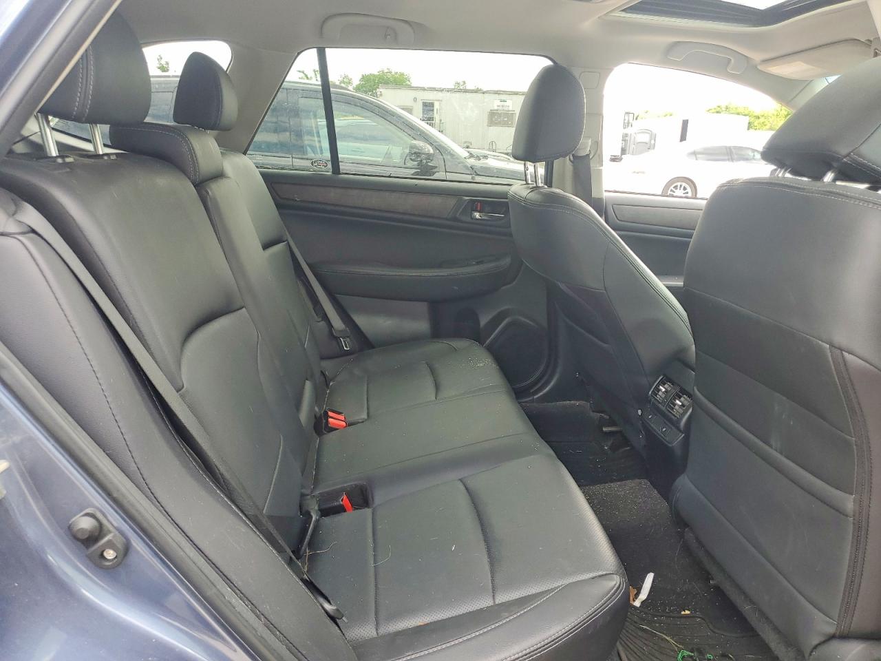 Subaru Outback 3.6r Limited