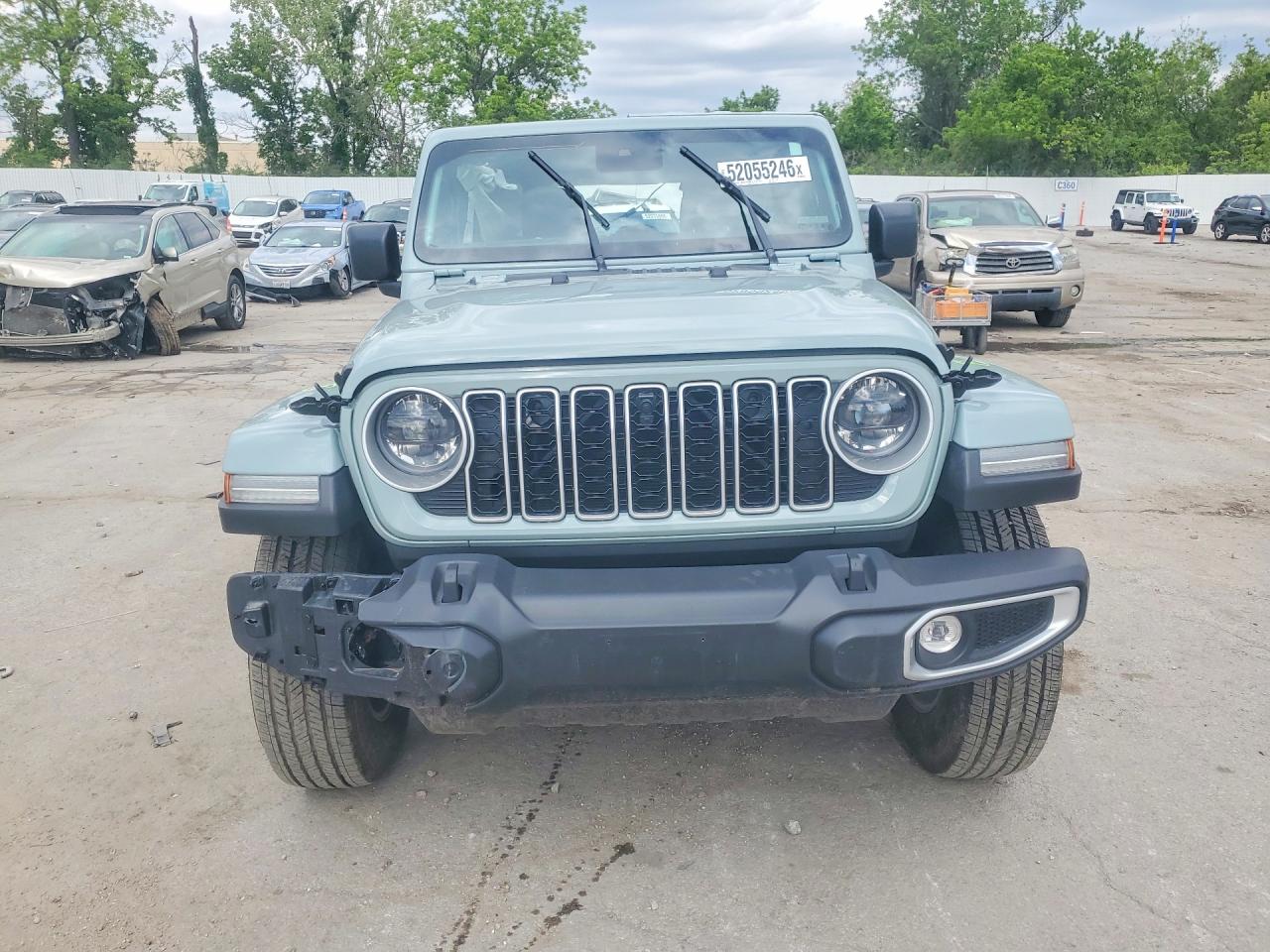 Jeep Wrangler Sahara