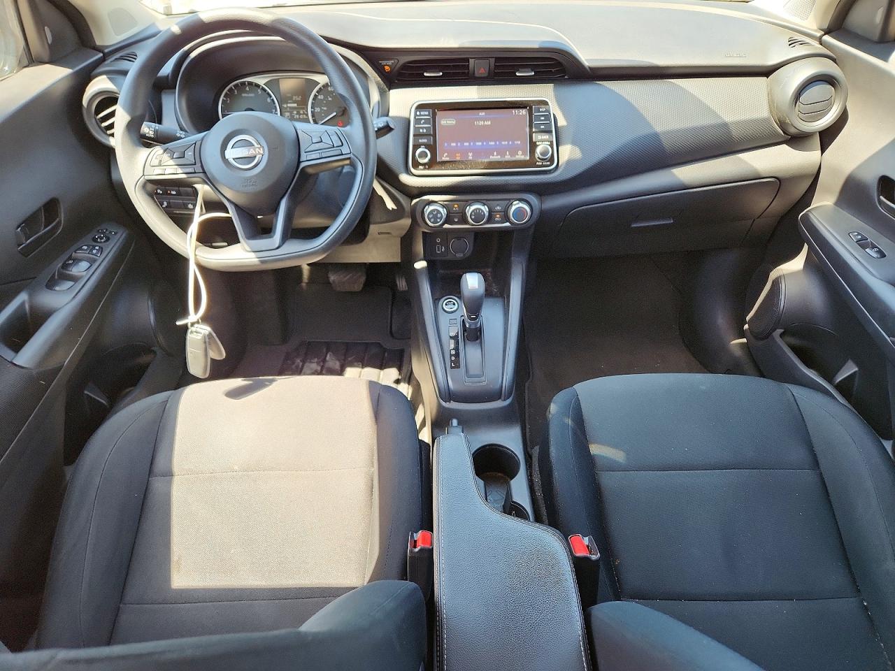 Nissan Kicks S