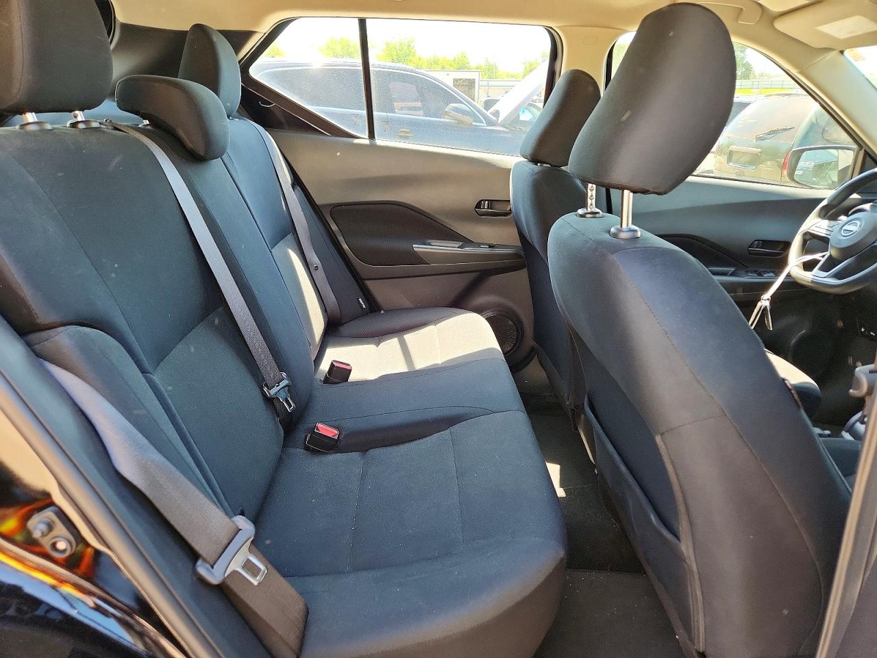 Nissan Kicks S