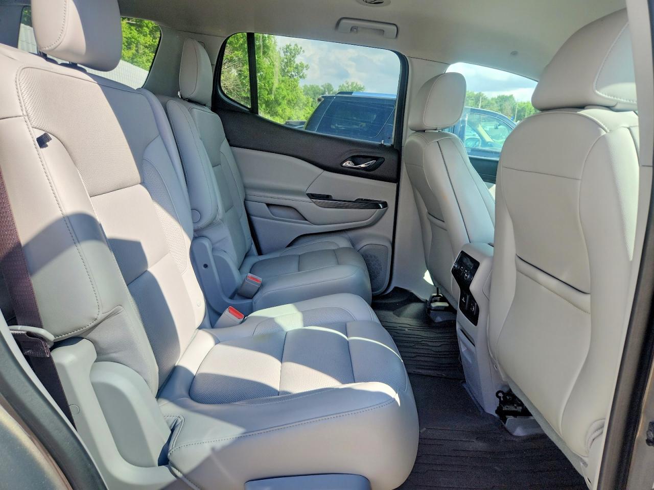 GMC Acadia Slt-1