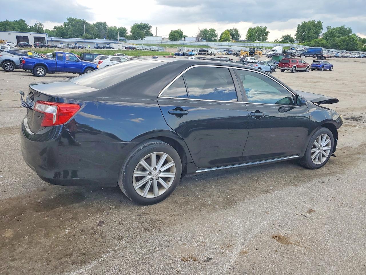 Toyota Camry Xle