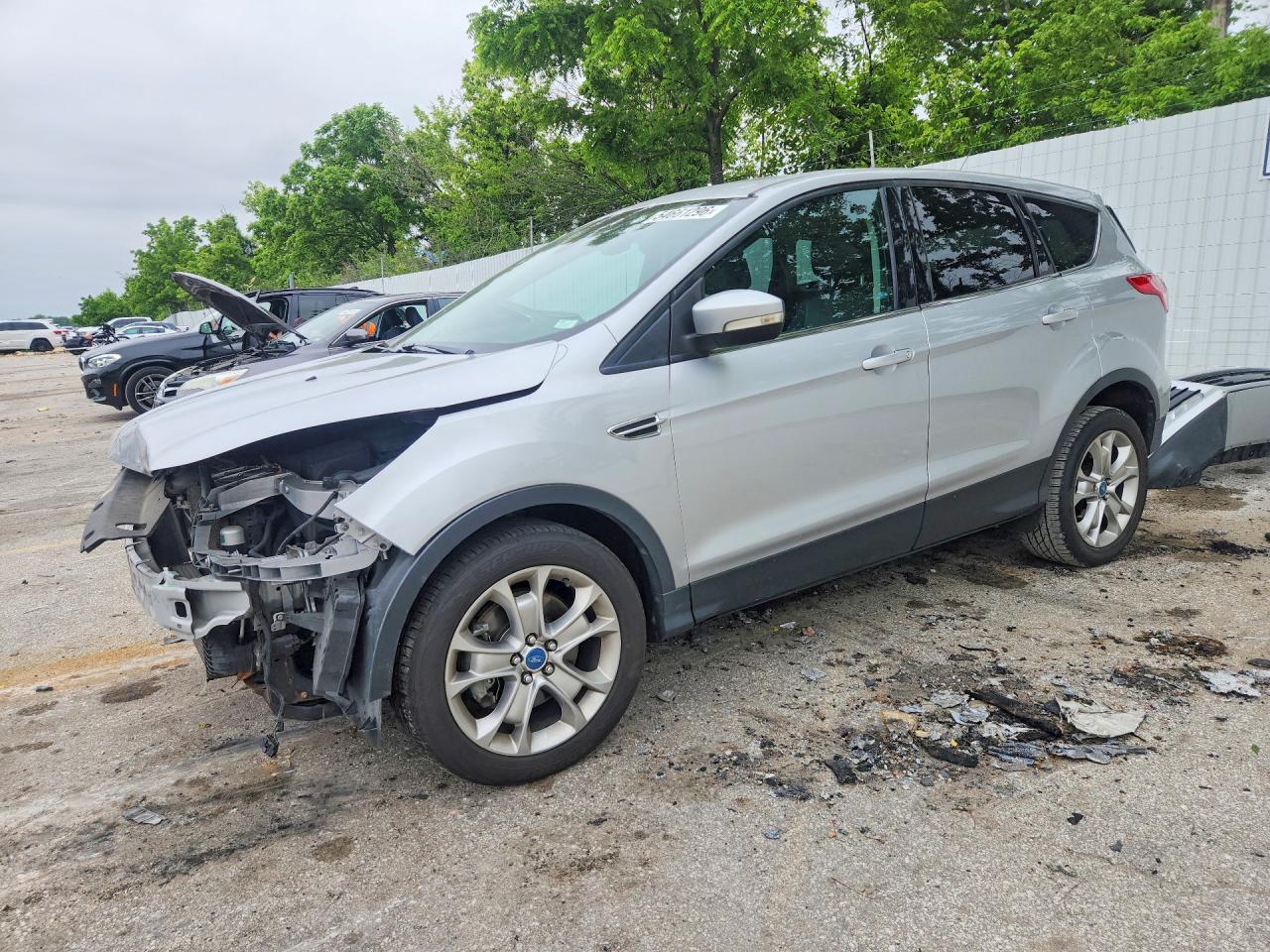 Salvage Ford Escape Image