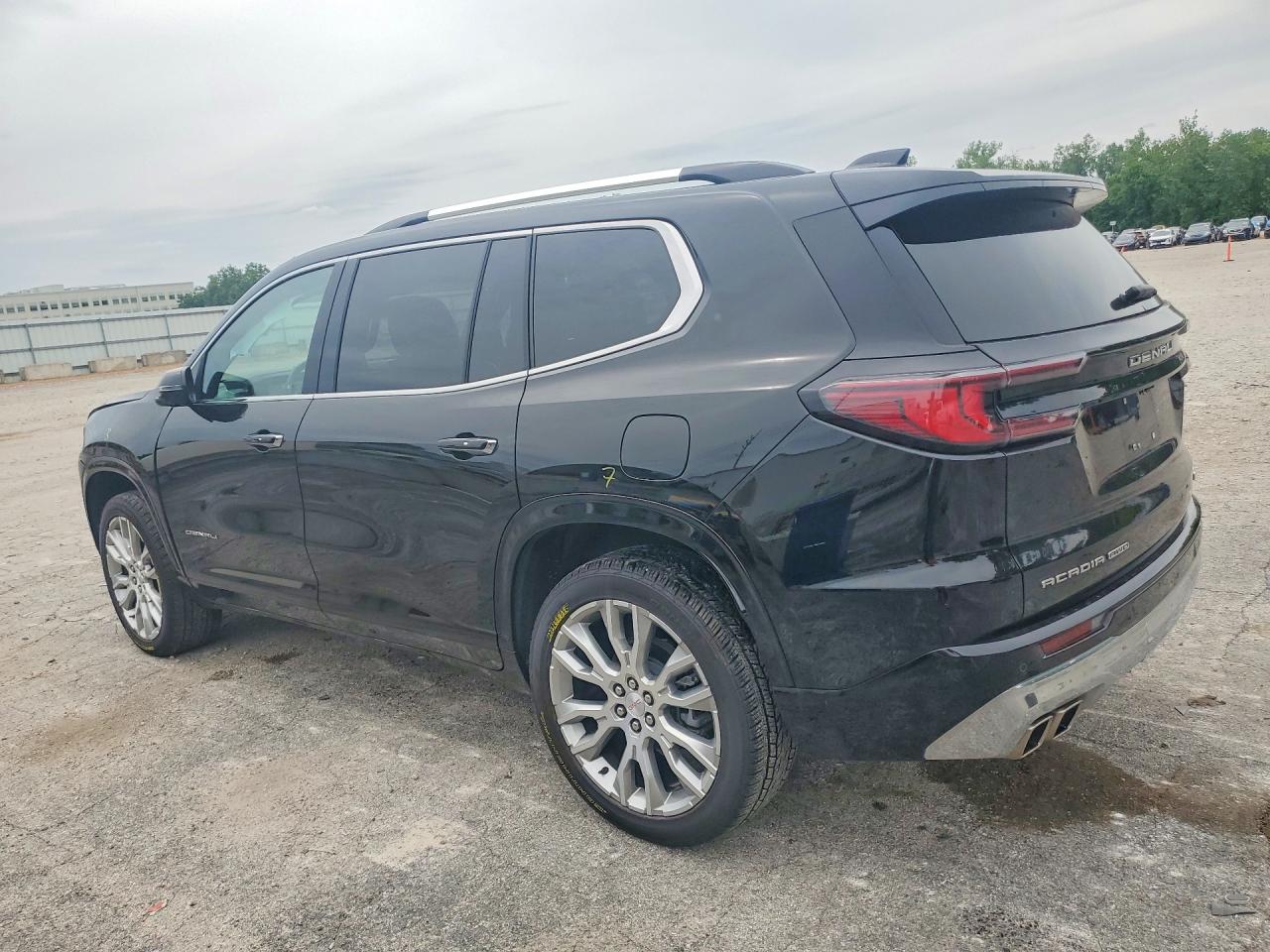 GMC Acadia Denali