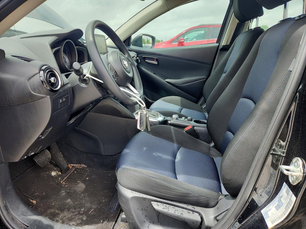 Toyota Yaris Le