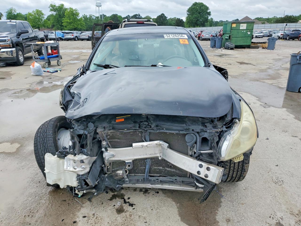 INFINITI G25 Base