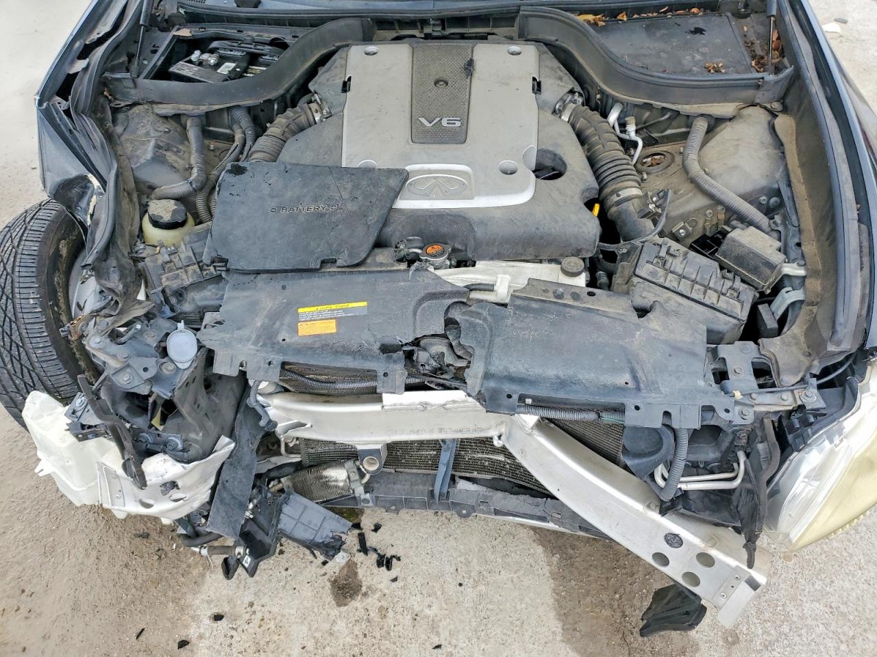 INFINITI G25 Base