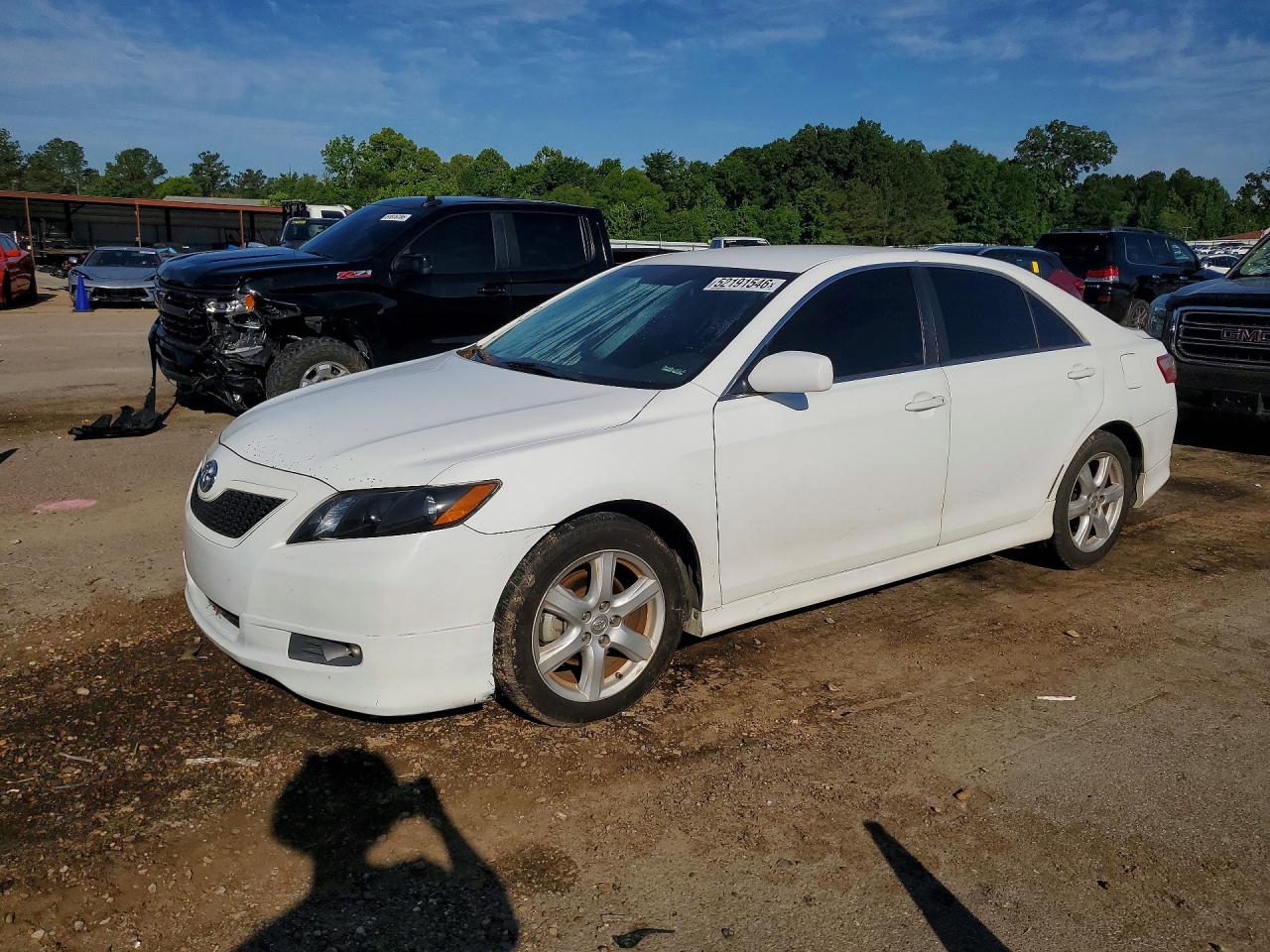 Salvage Toyota Camry Image