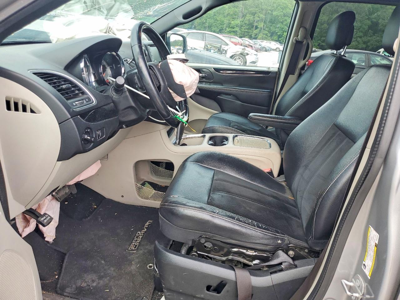 Dodge Caravan Sxt