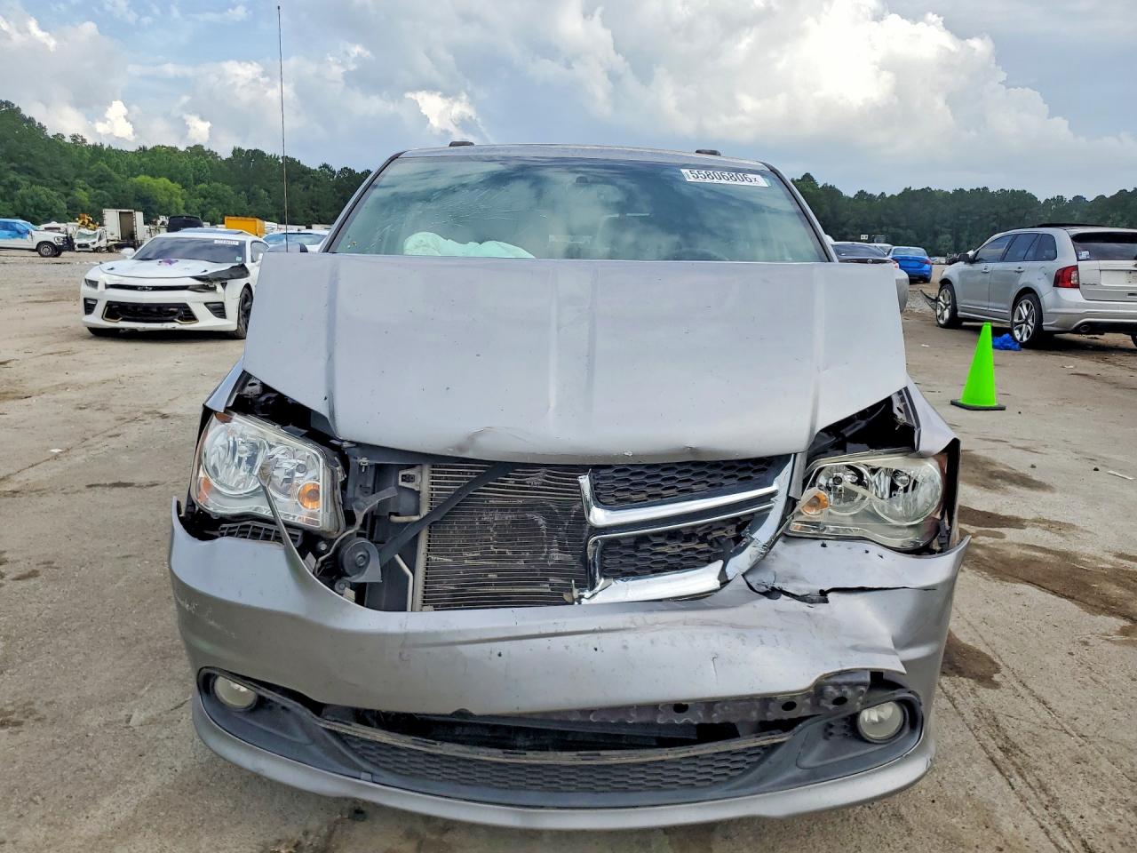 Dodge Caravan Sxt