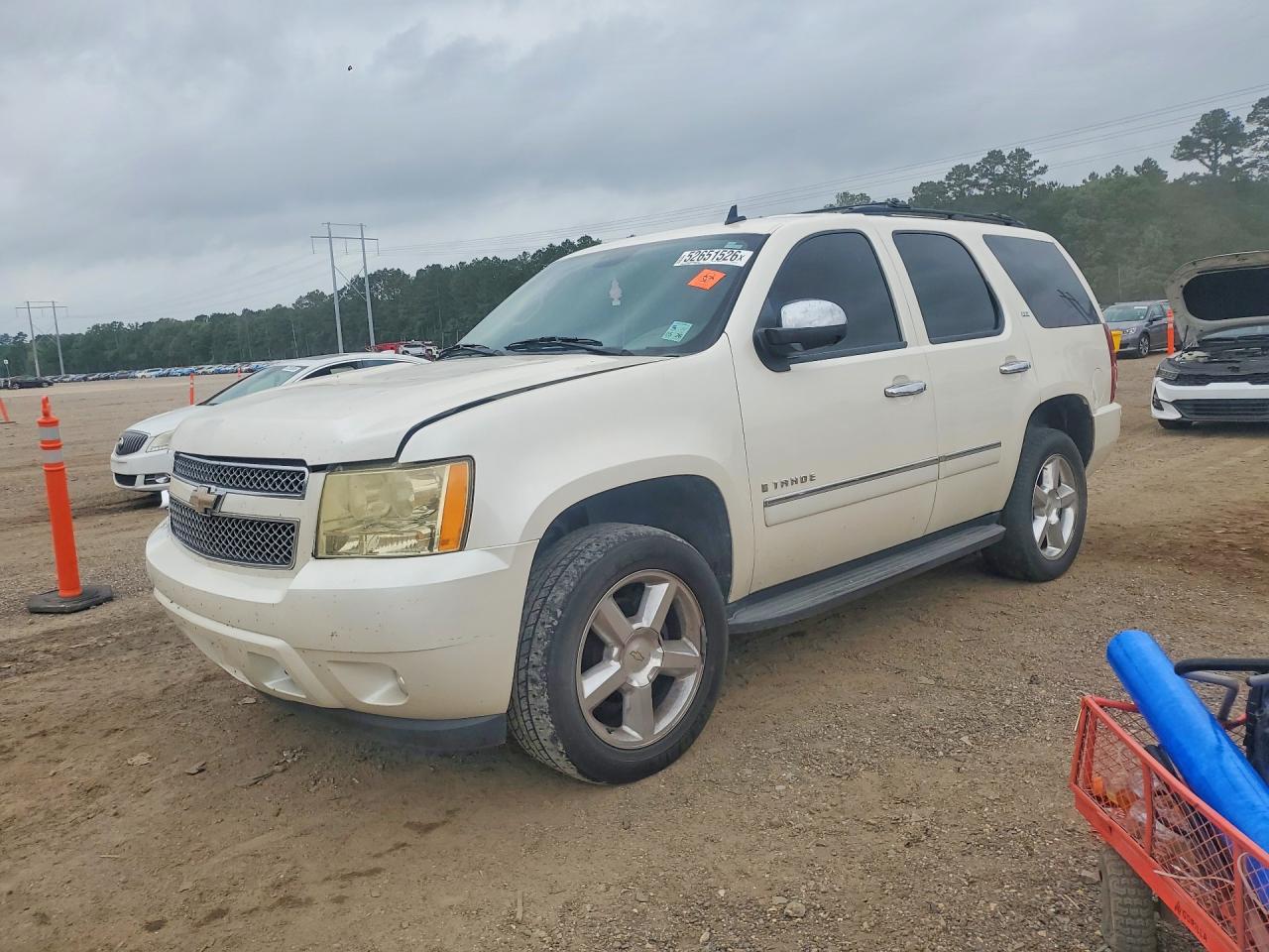 Salvage Chevrolet Tahoe Image