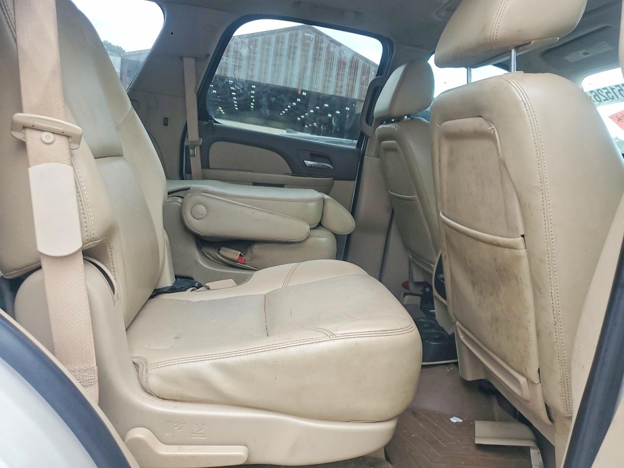 Chevrolet Tahoe C1500 Ltz