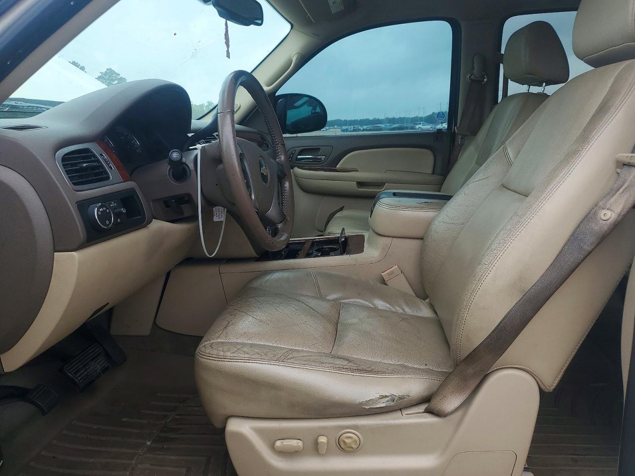 Chevrolet Tahoe C1500 Ltz