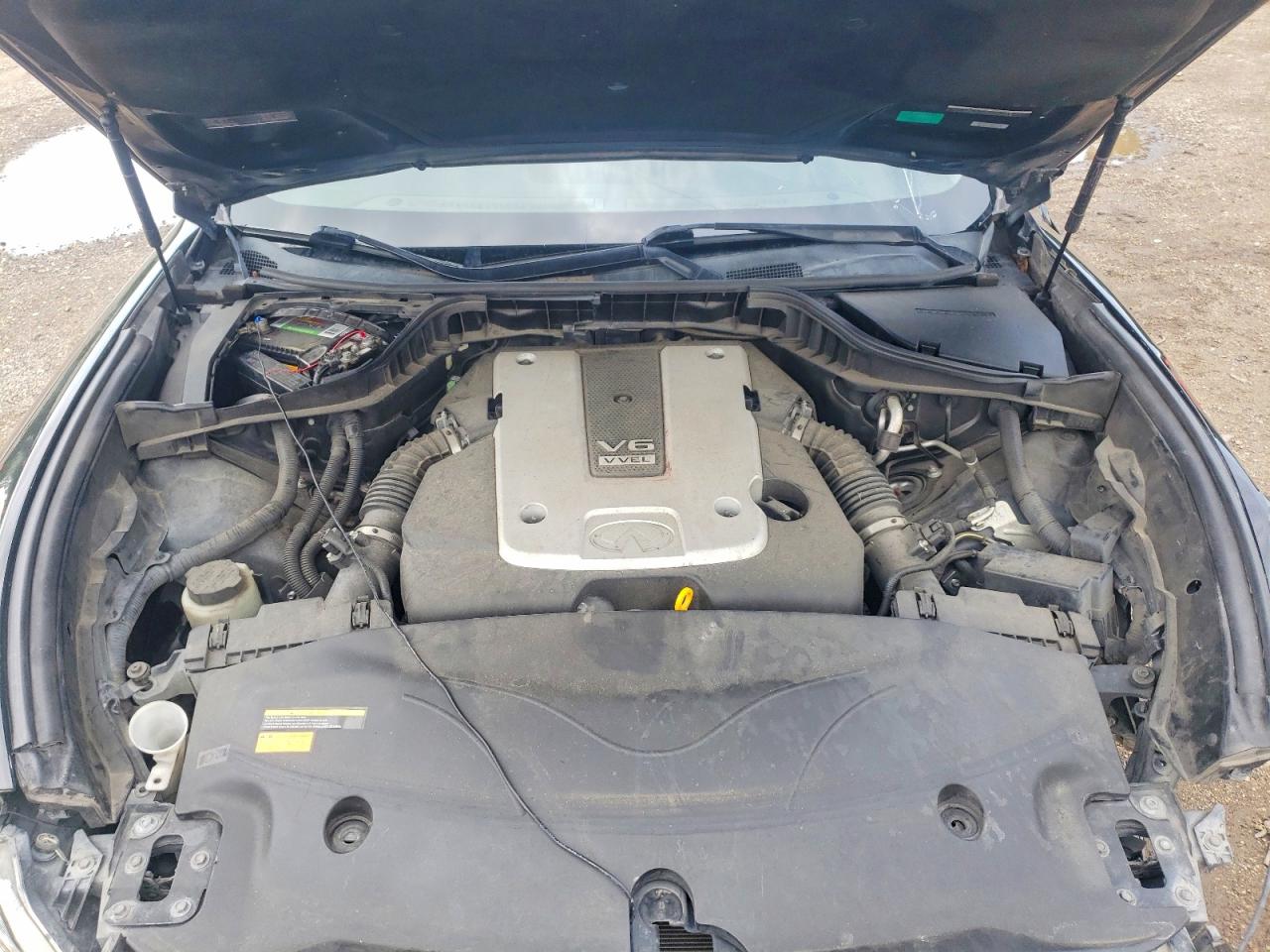 INFINITI M37 Base