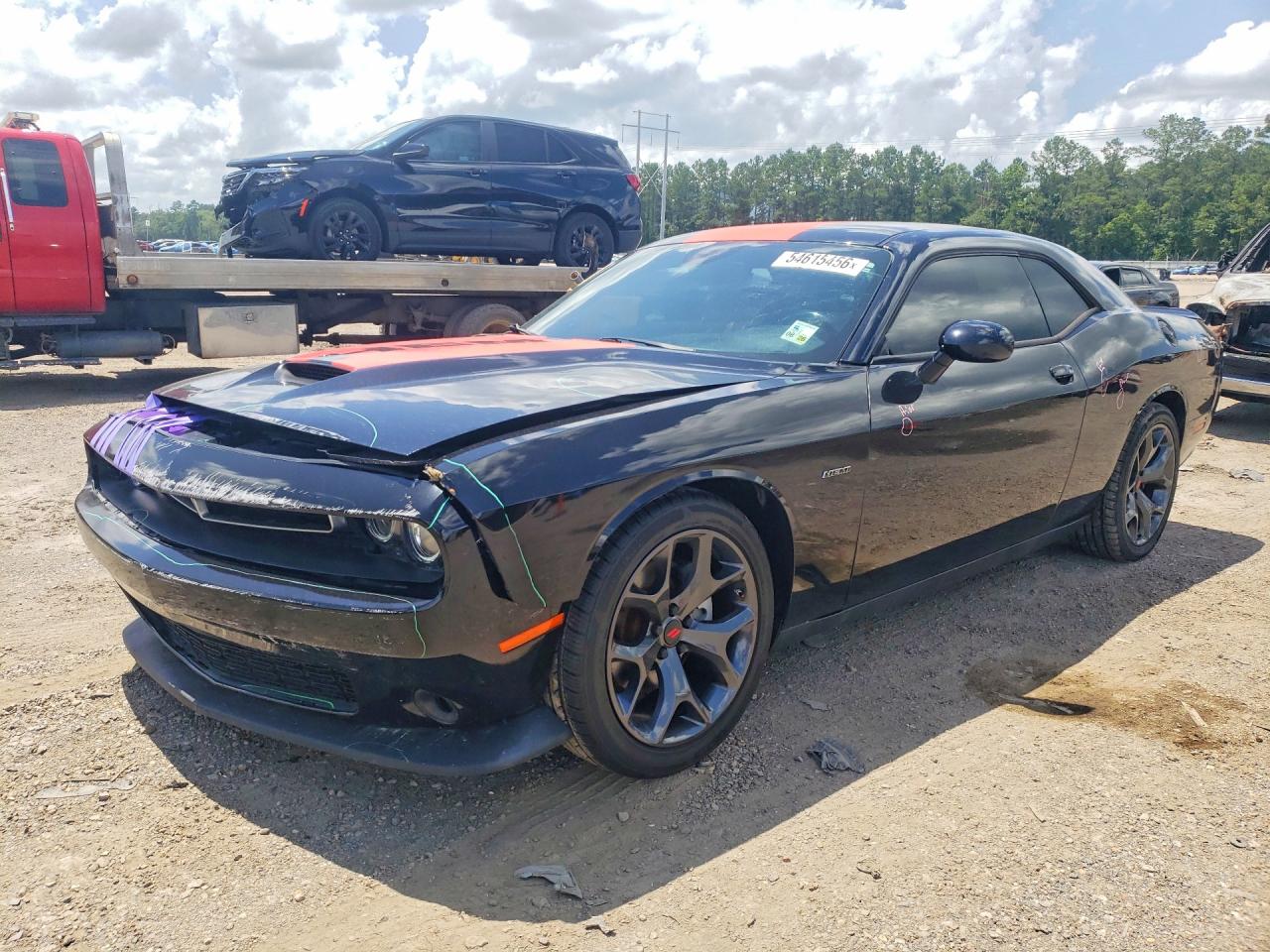 Salvage Dodge Challenger Image