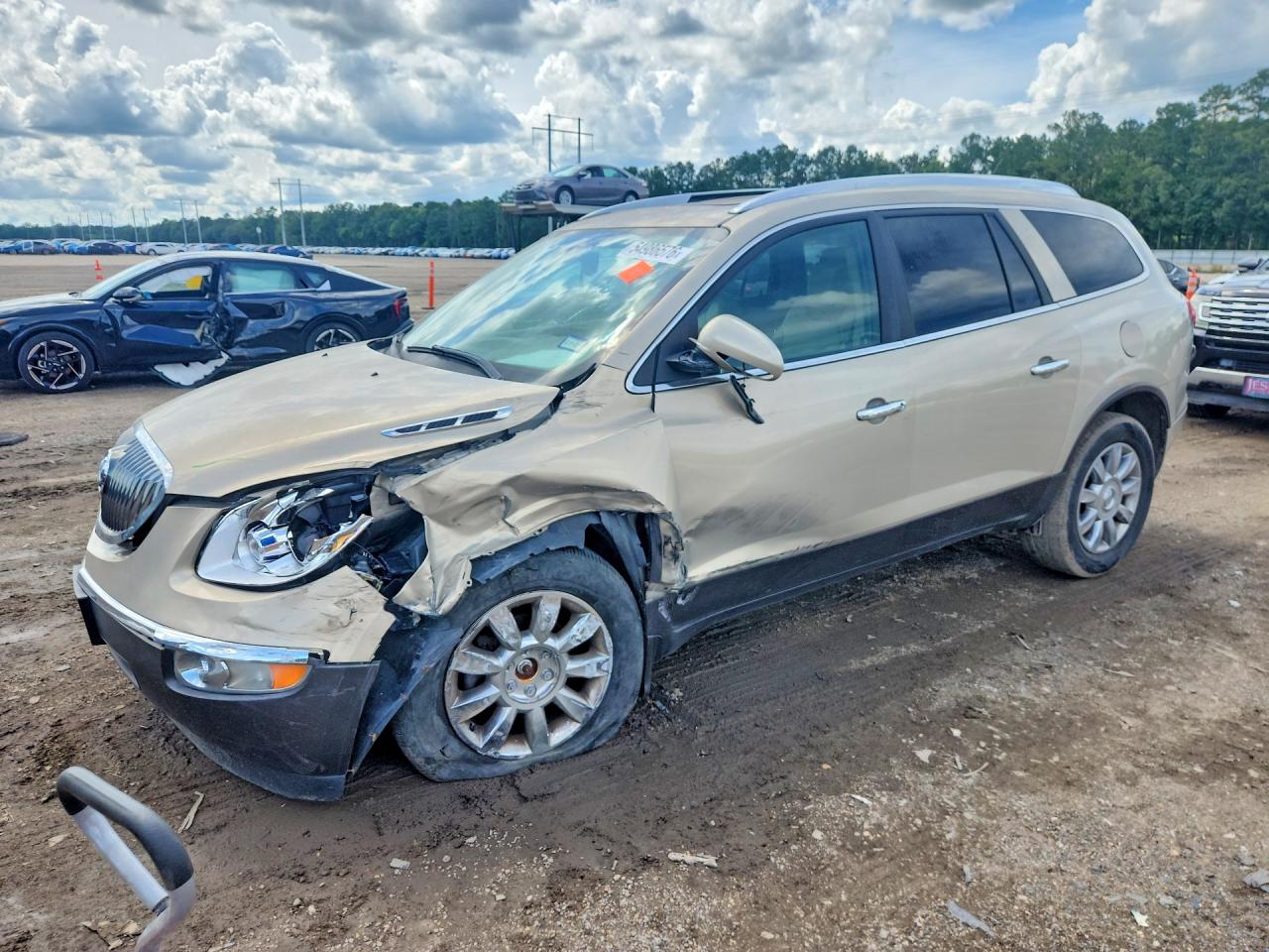 Salvage Buick Enclave Image