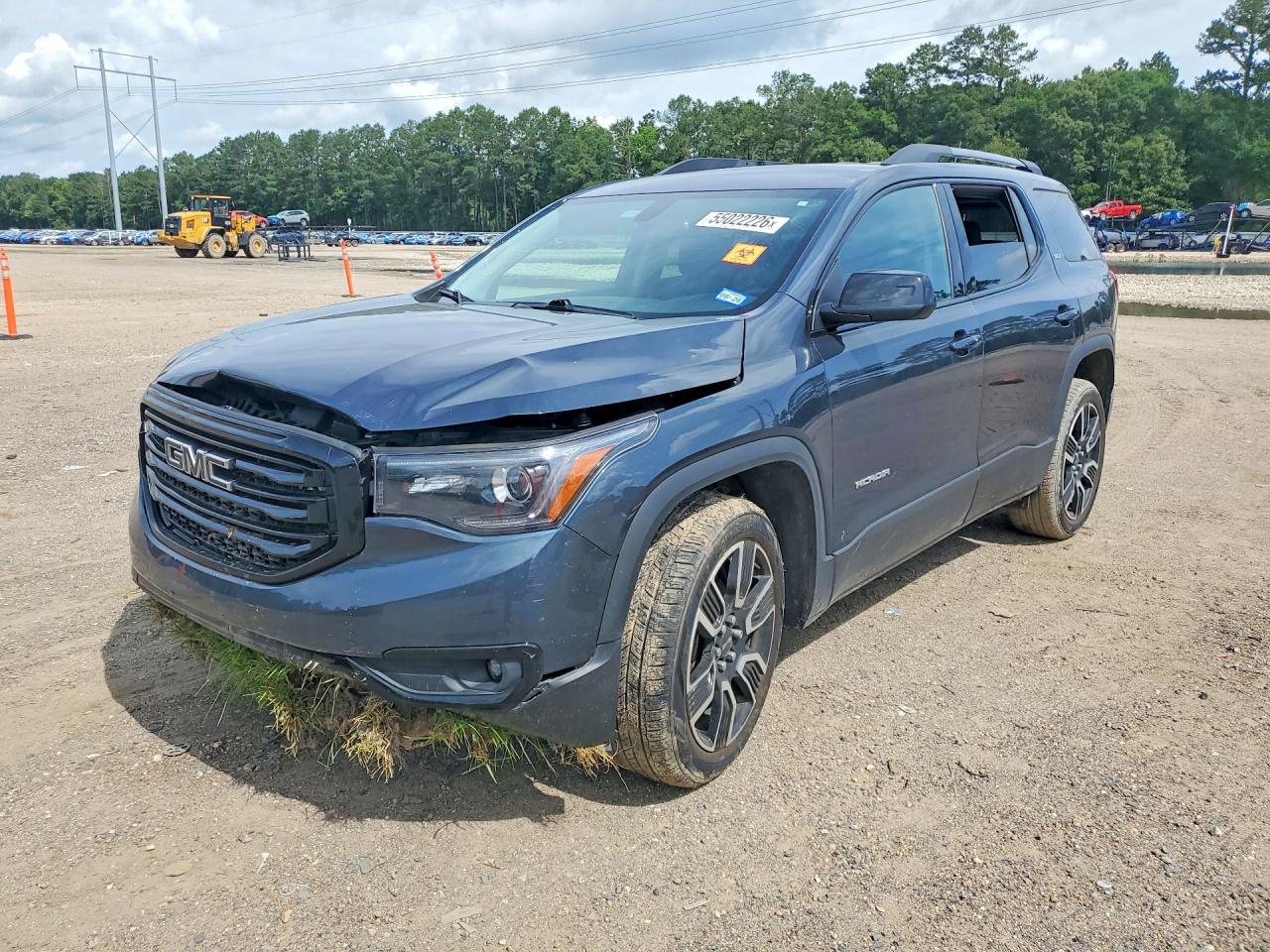 Salvage GMC Acadia Image