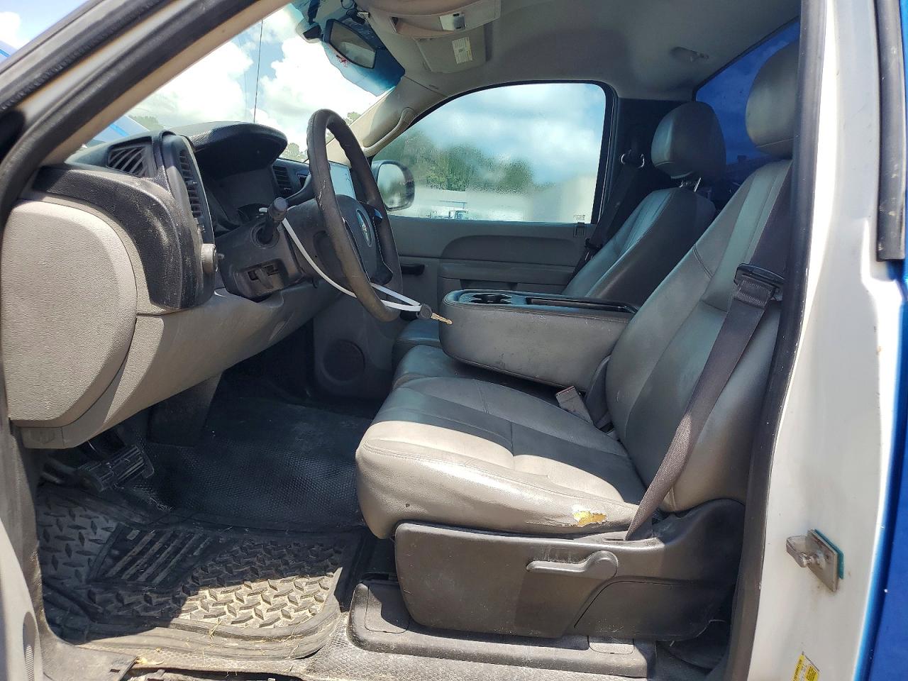 Chevrolet Silverado C1500