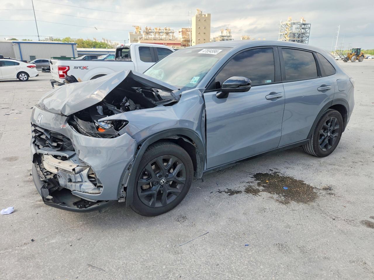 Salvage Honda HR-V Image