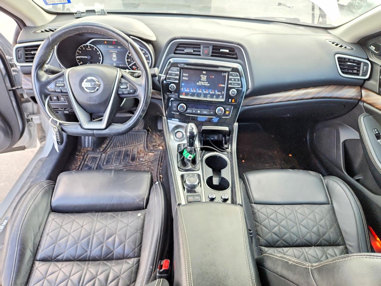 Nissan Maxima Platinum