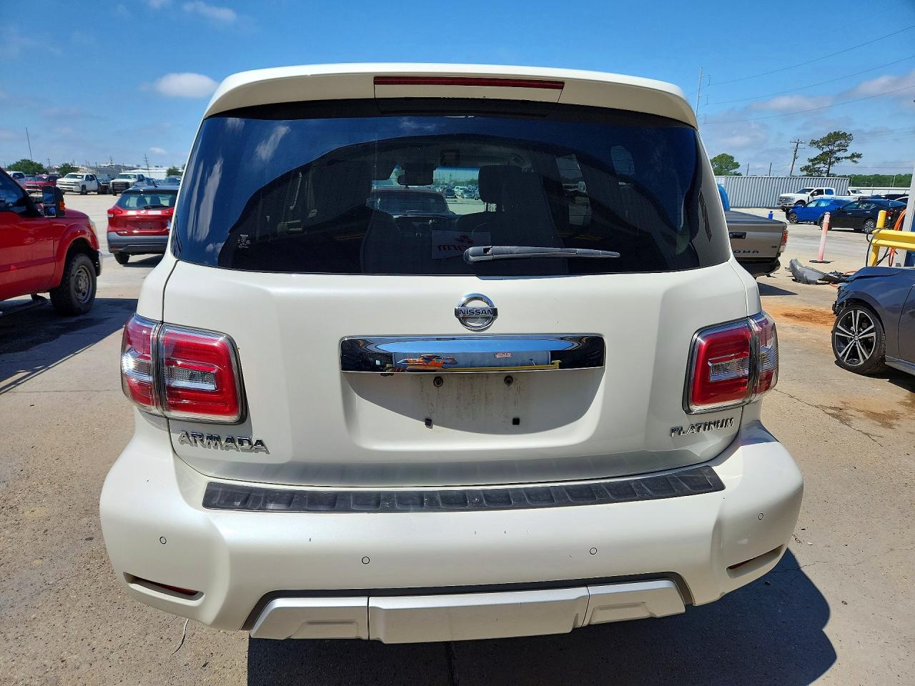 Nissan Armada Platinum