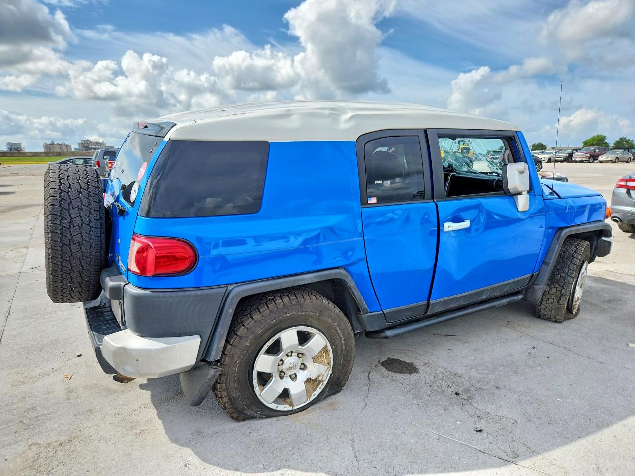 Toyota FJ Cruiser Base
