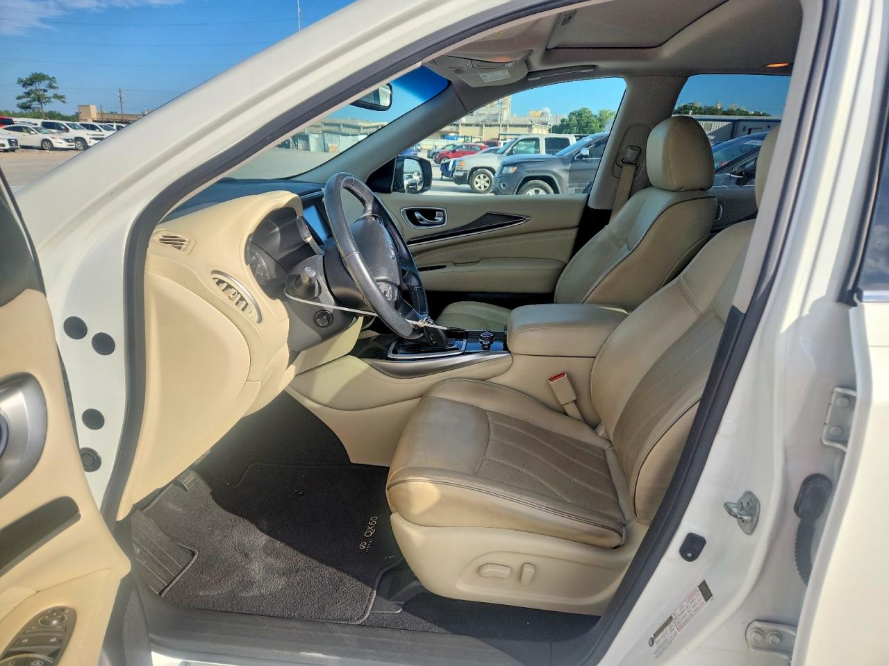 INFINITI Qx Base
