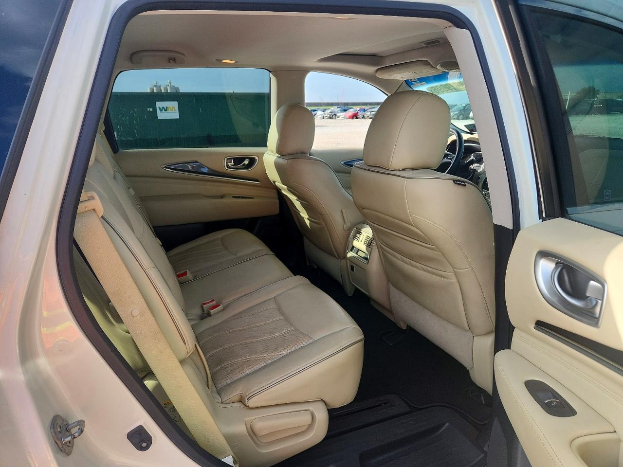 INFINITI Qx Base