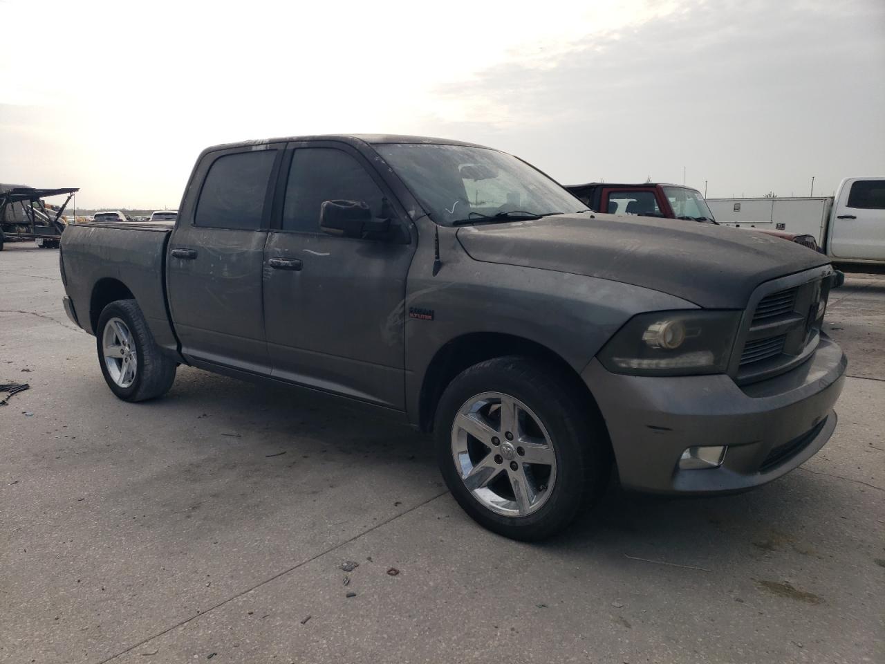 Dodge Ram 1500 Sport