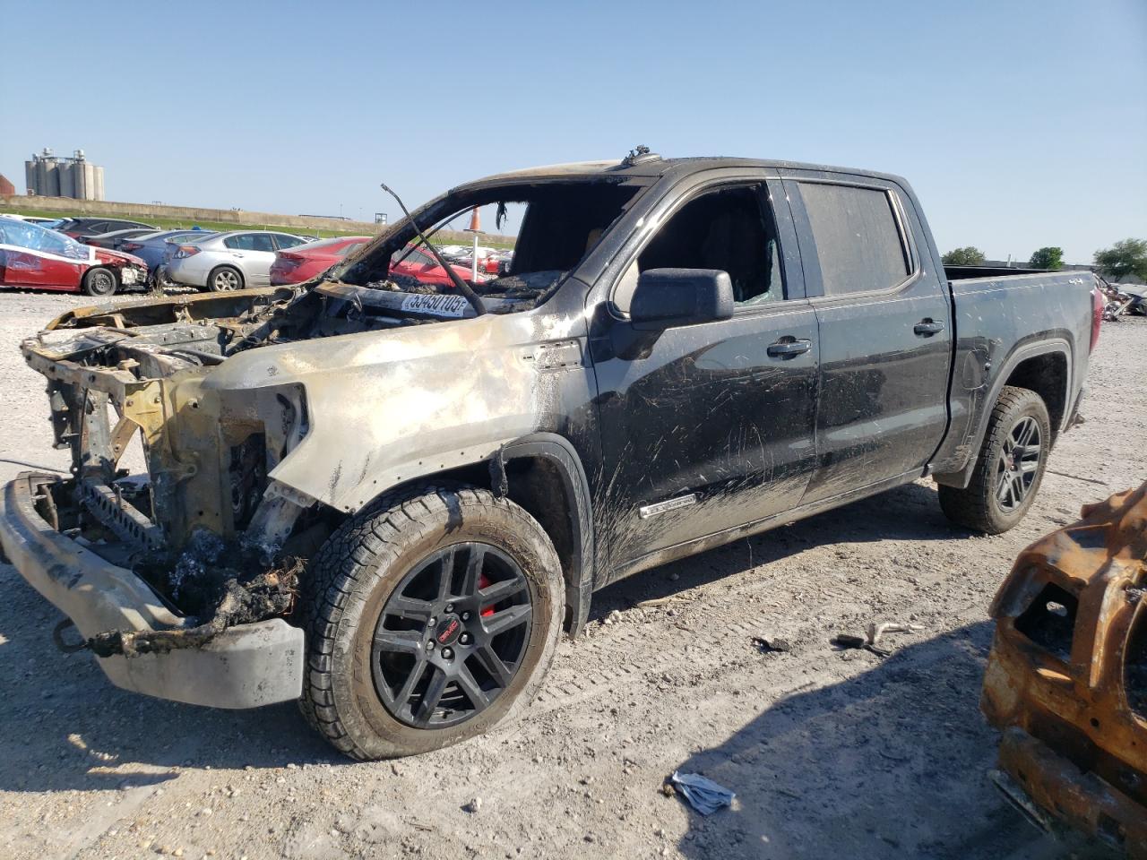 Salvage GMC Sierra Image
