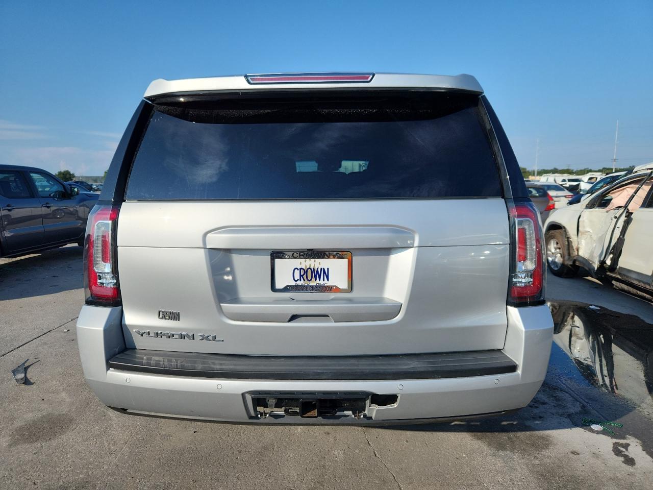 GMC Yukon C1500 Slt