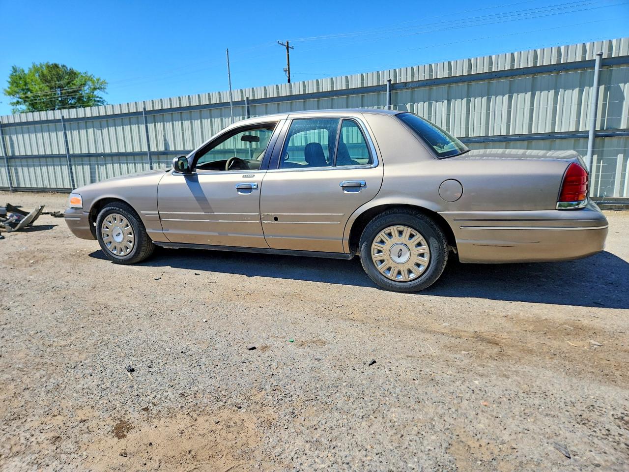 Ford Crown Vic