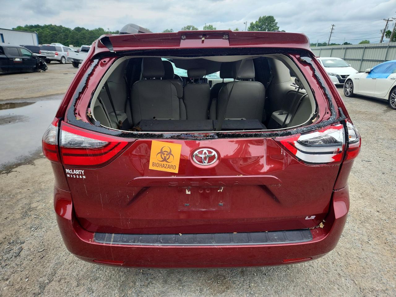 Toyota Sienna Le