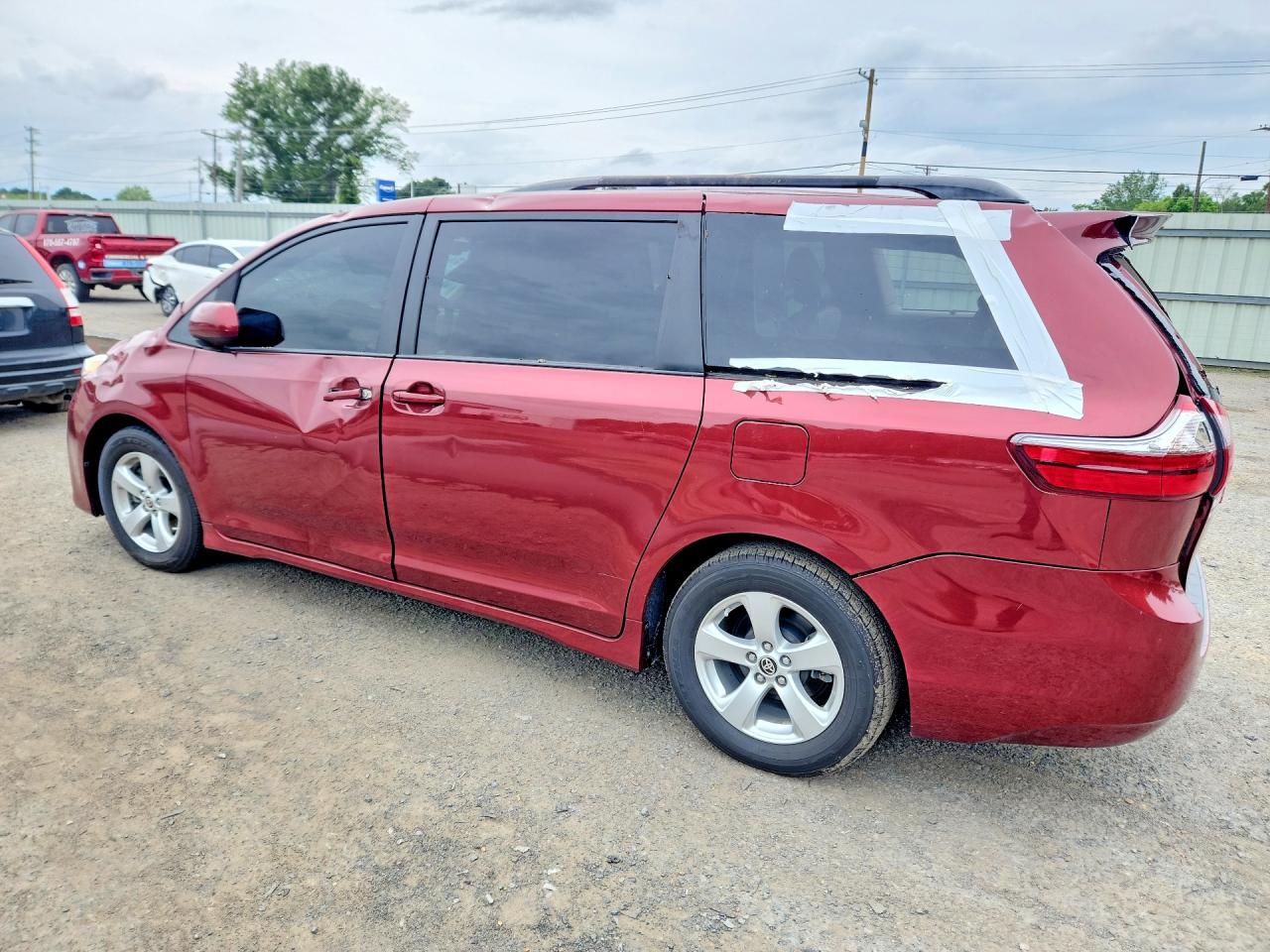 Toyota Sienna Le