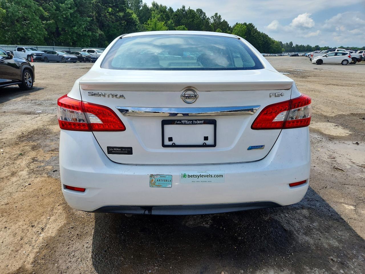 Nissan Sentra S