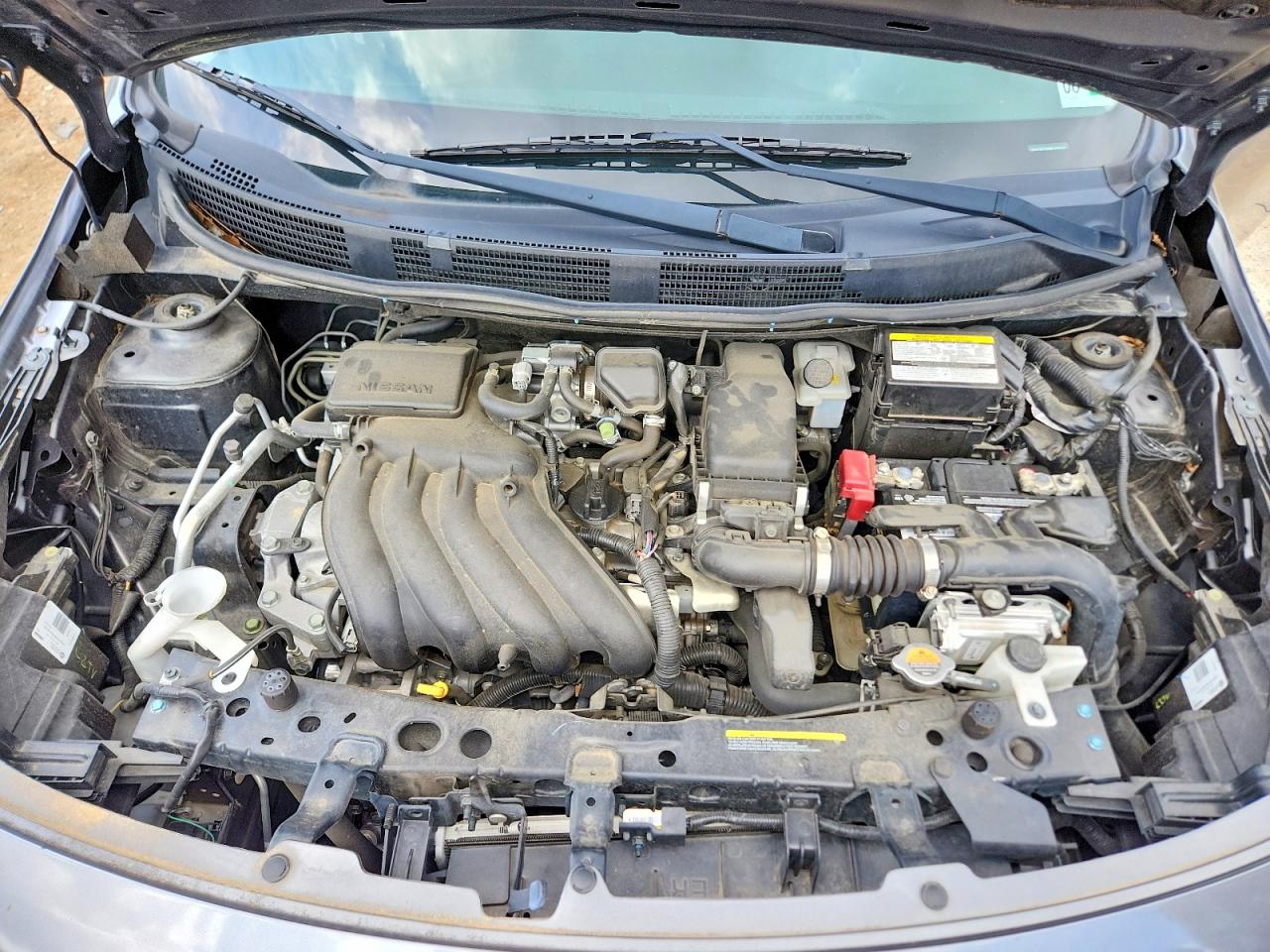 Nissan Versa S Plus