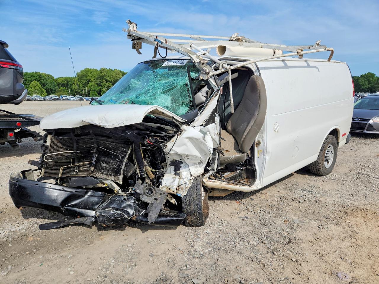 Salvage Chevrolet Express Image