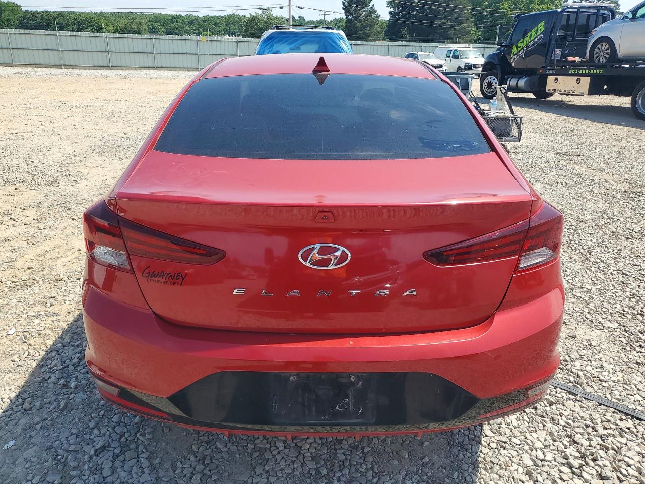 Hyundai ELANTRA Sel