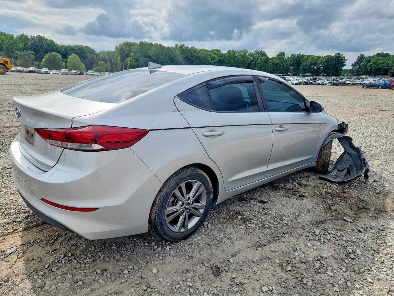 Hyundai ELANTRA Sel