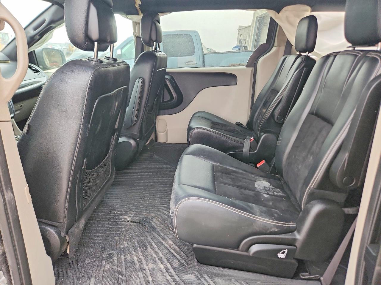 Dodge Caravan Sxt