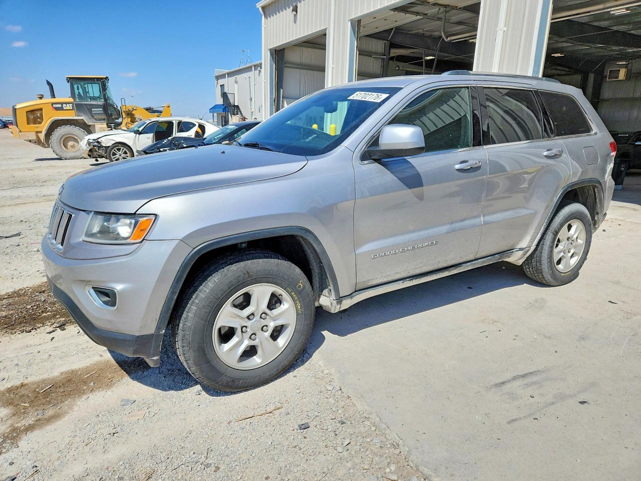 Salvage Jeep Cherokee Image