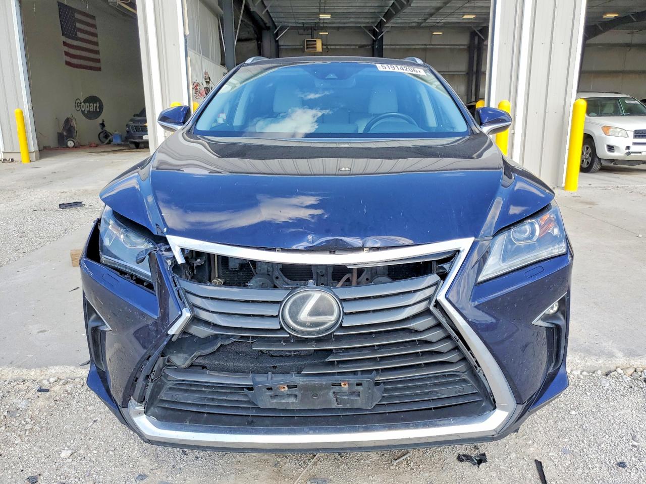 Lexus RX Base