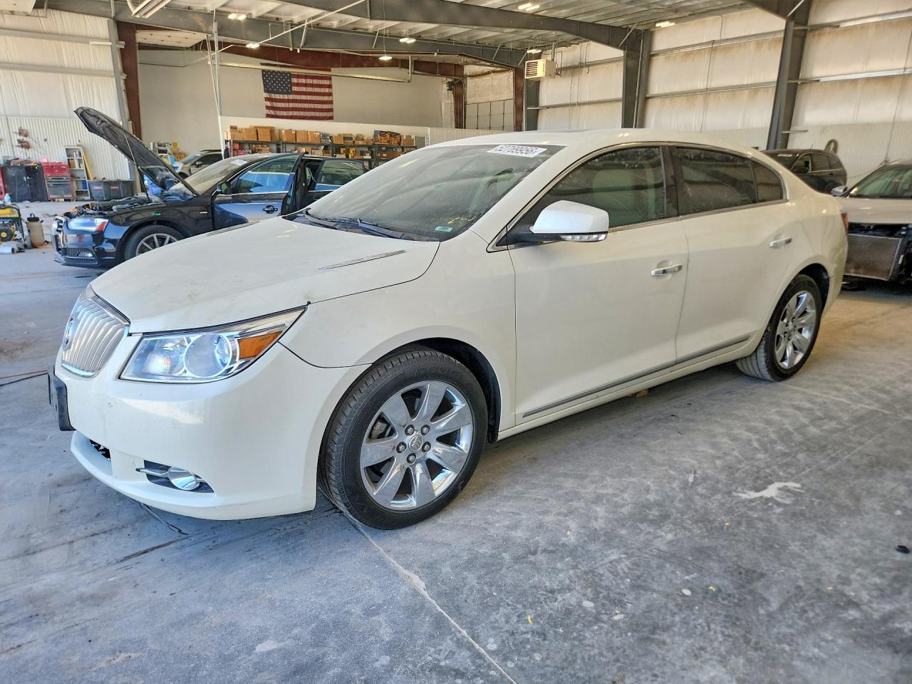 Salvage Buick LaCrosse Image