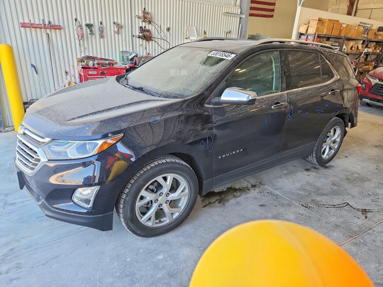 Salvage Chevrolet Equinox Image