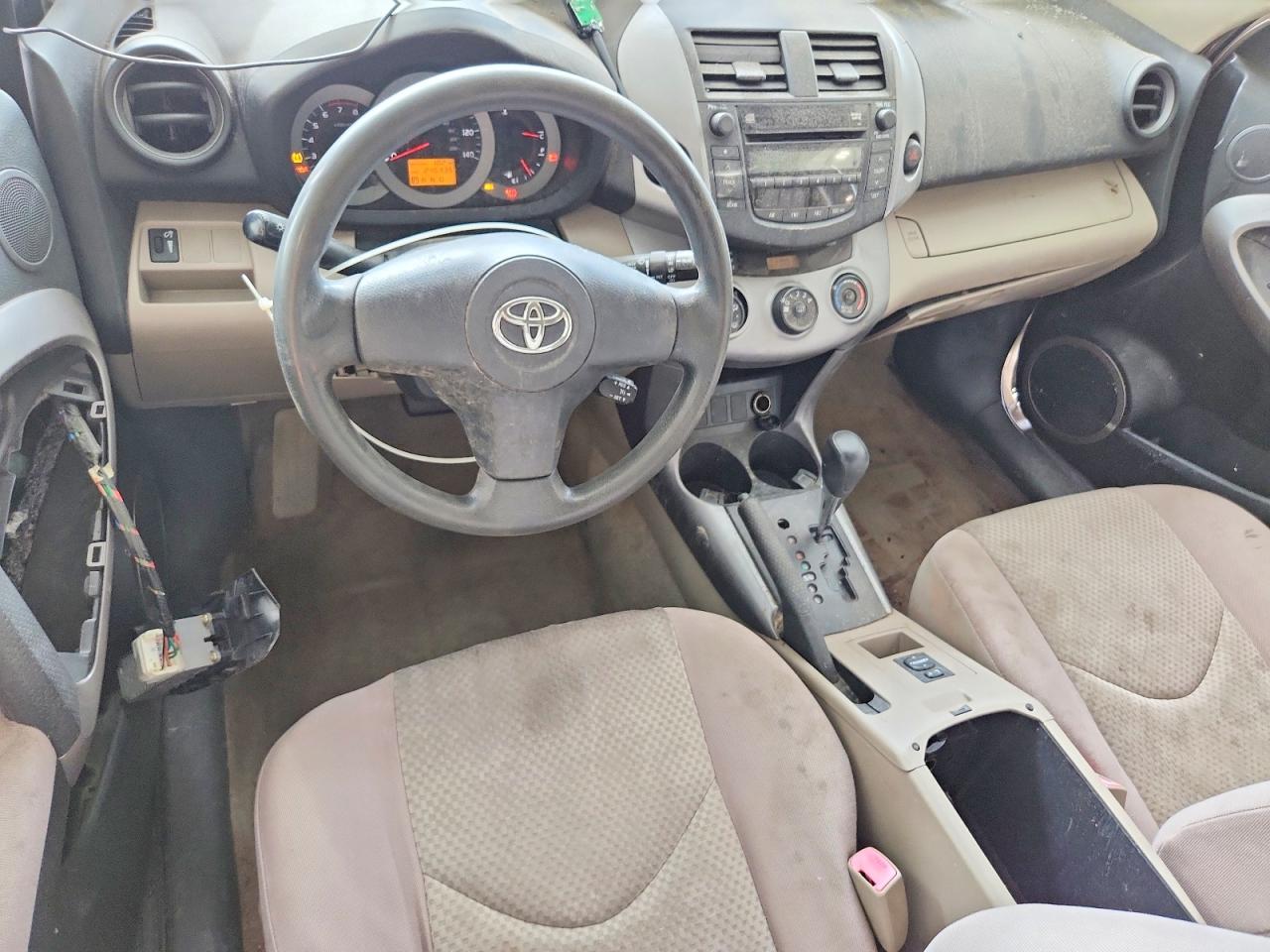 Toyota RAV4 Base