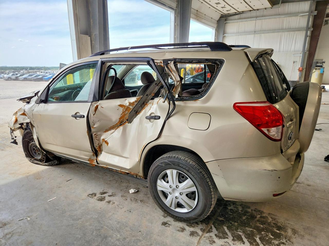 Toyota RAV4 Base