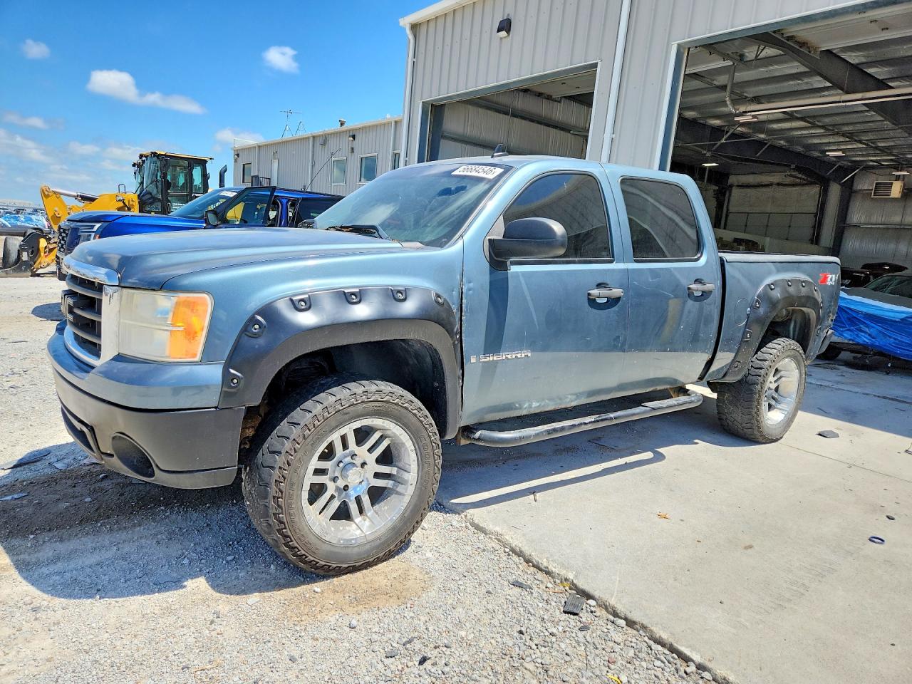 Salvage GMC Sierra Image